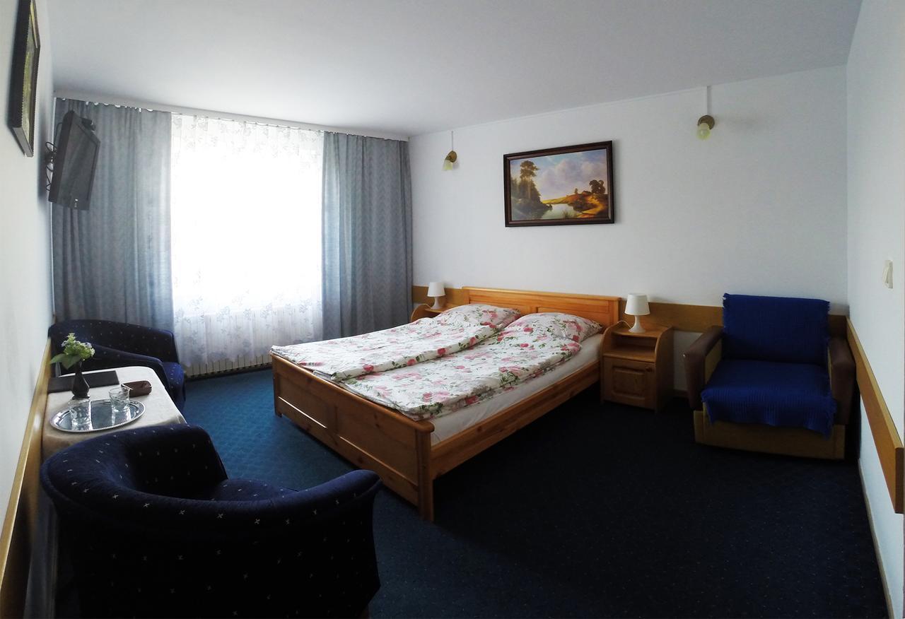 Hotel Kot Siestrzen Ngoại thất bức ảnh