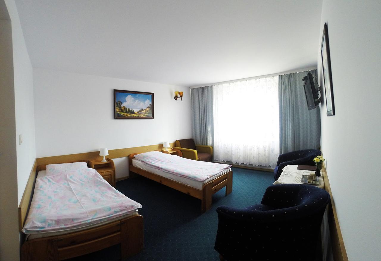 Hotel Kot Siestrzen Ngoại thất bức ảnh