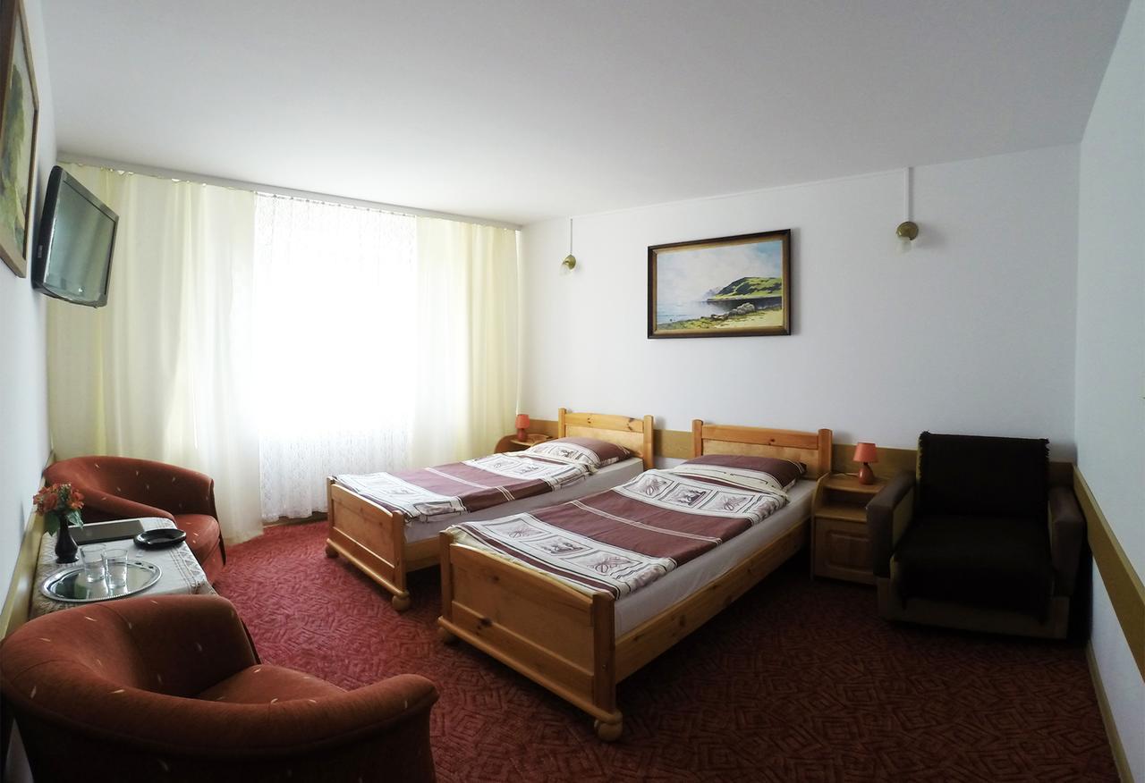Hotel Kot Siestrzen Ngoại thất bức ảnh